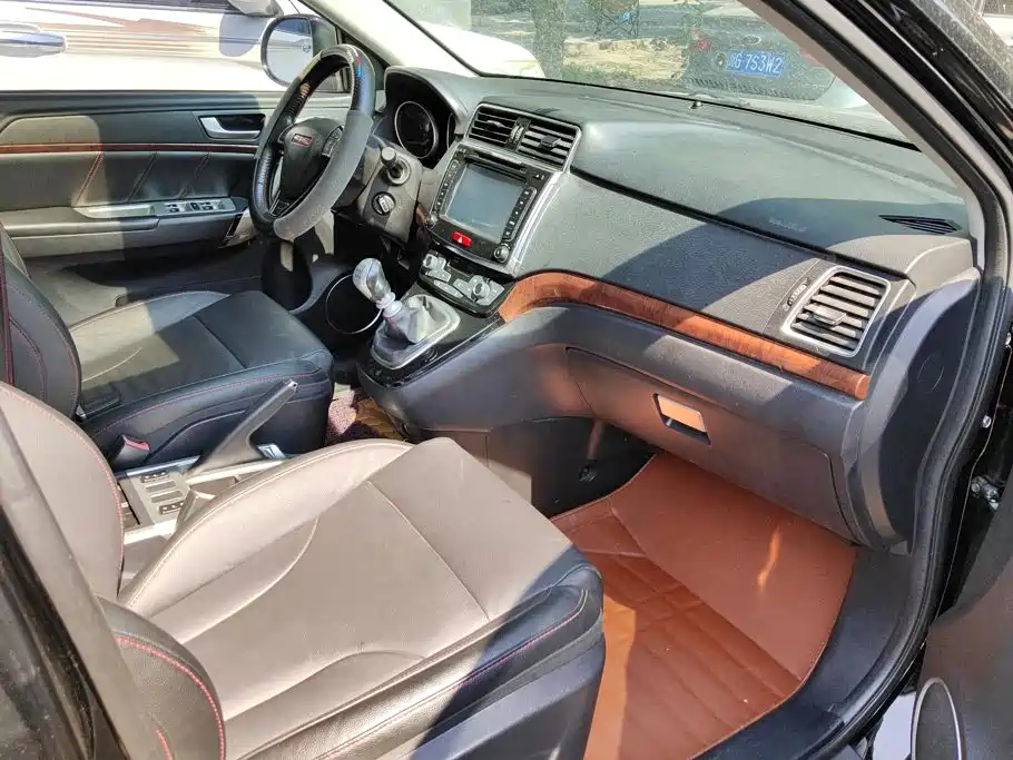 Фото 8 - Haval H6