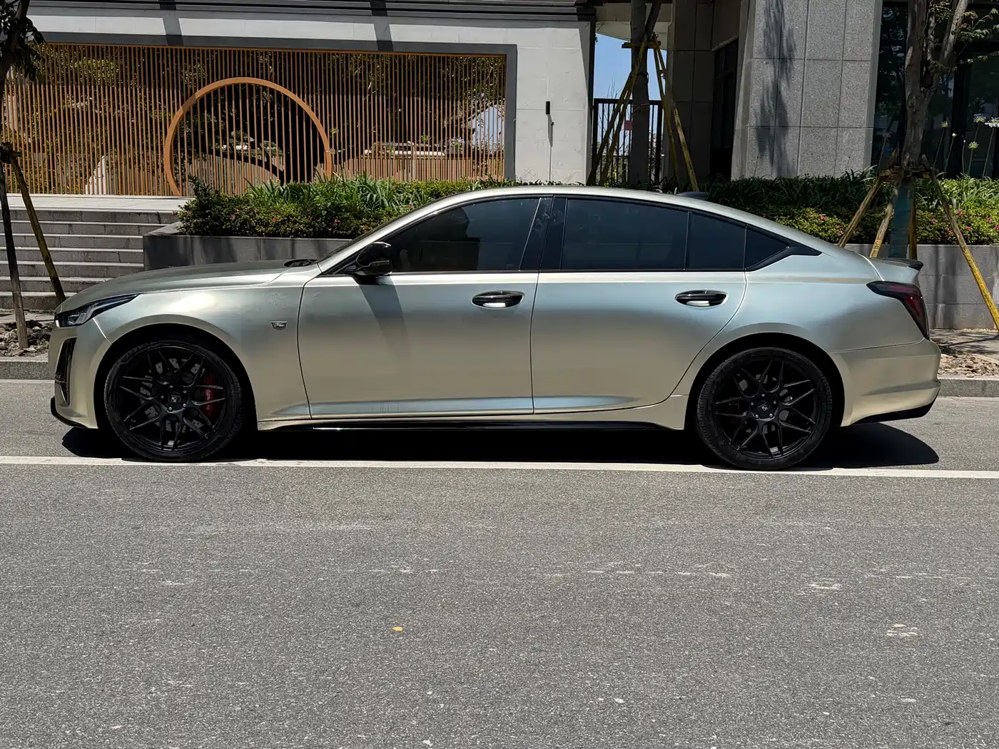 Cadillac CT5 2021 28T Leading Sport фото 4