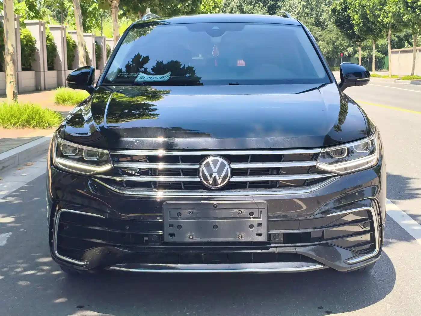 Volkswagen Tiguan L 2023 330TSI Auto 2WD R-Line Premium Edition фото 2