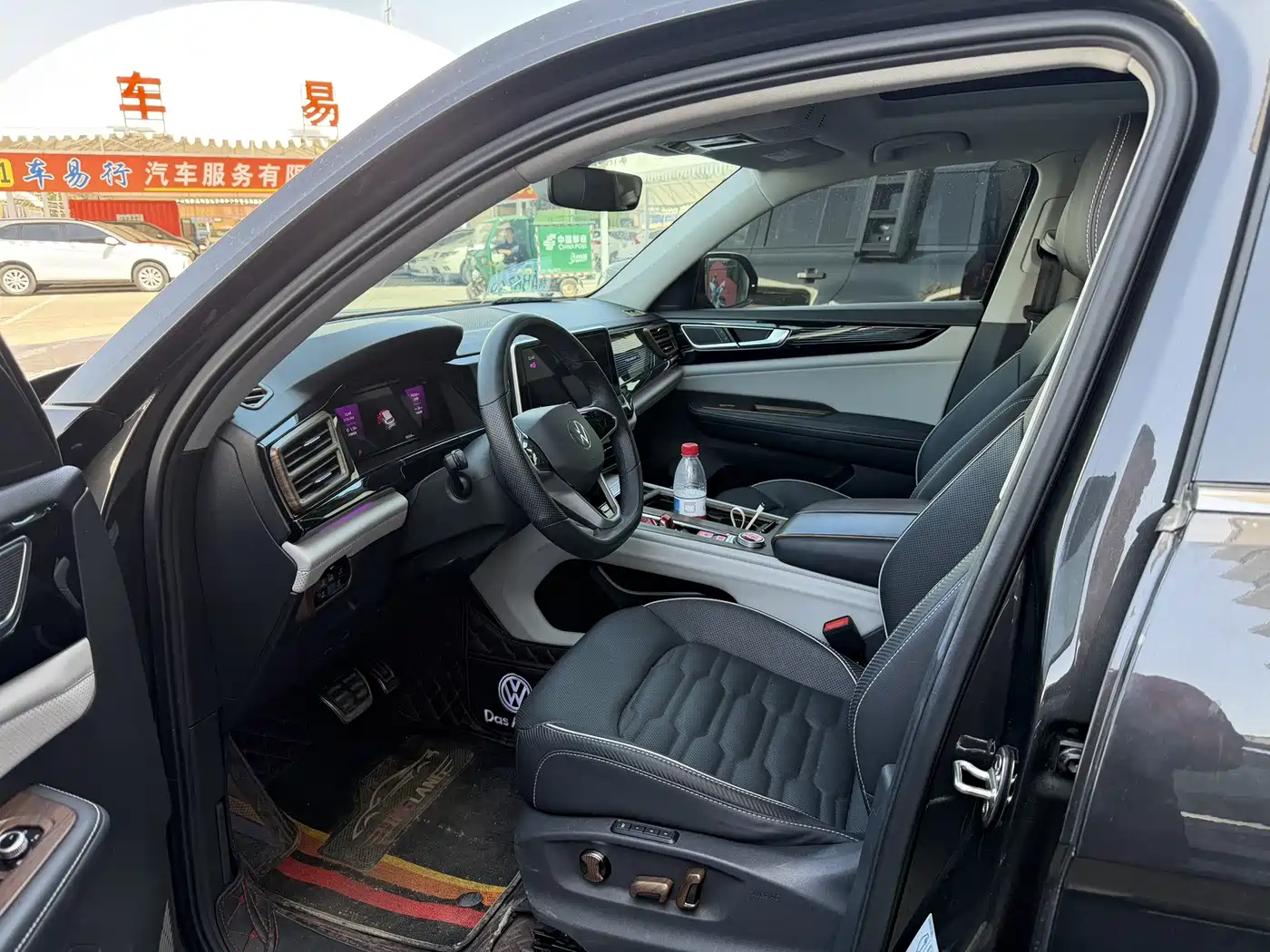 Volkswagen Teramont 2022 Teramont X 530 V6 4MOTION Premium Luxury фото 8