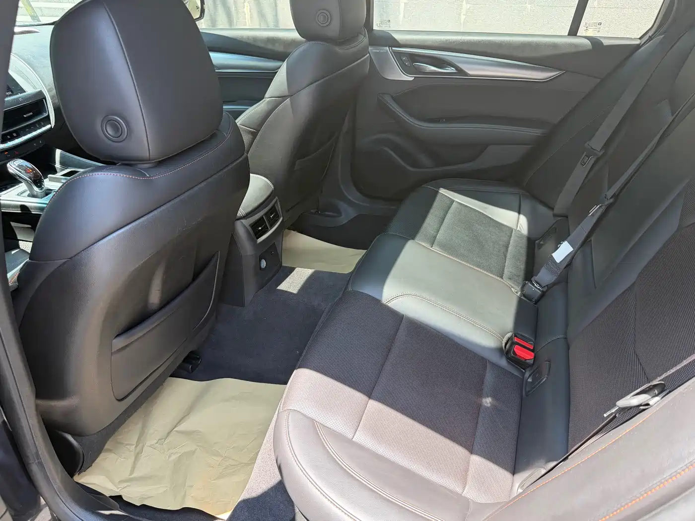 Cadillac CT5 2021 28T Leading Sport фото 11