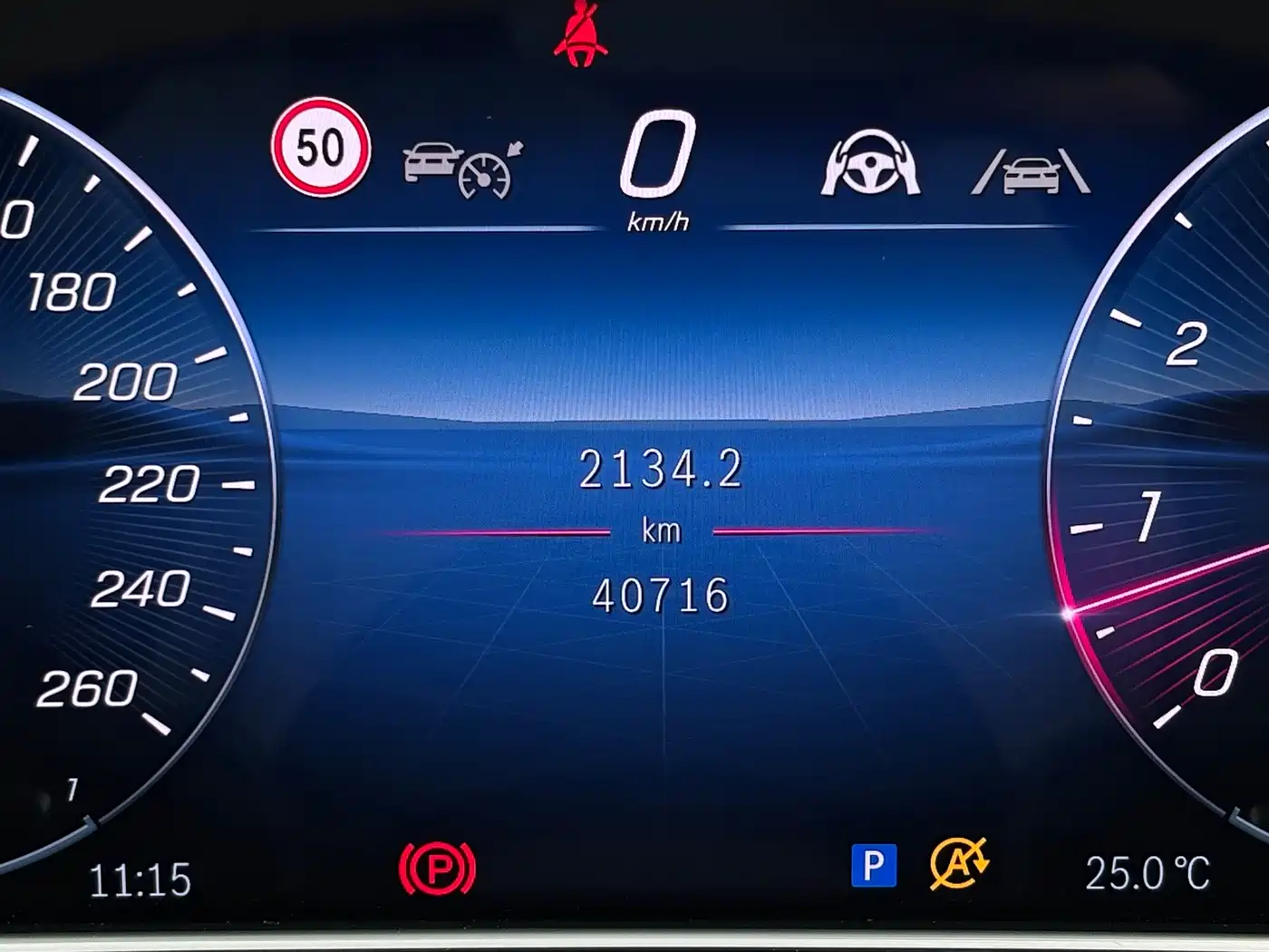 Mercedes-Benz E-Class 2024 Model E 300 L Luxury фото 11
