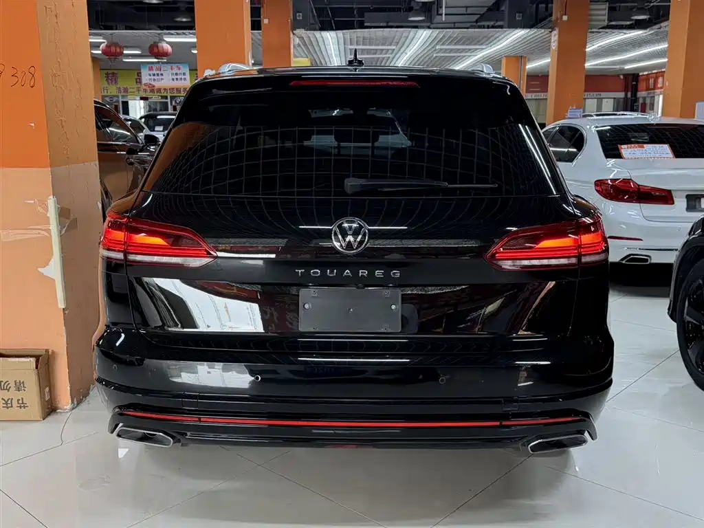 Volkswagen Touareg 2023 2.0TSI R-Line Edition фото 6