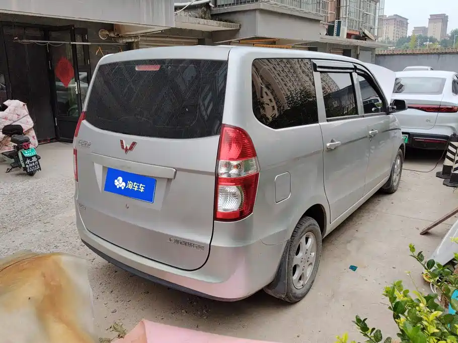 Wuling Motors Wuling Hongguang 2013 2013 1.5L Standard