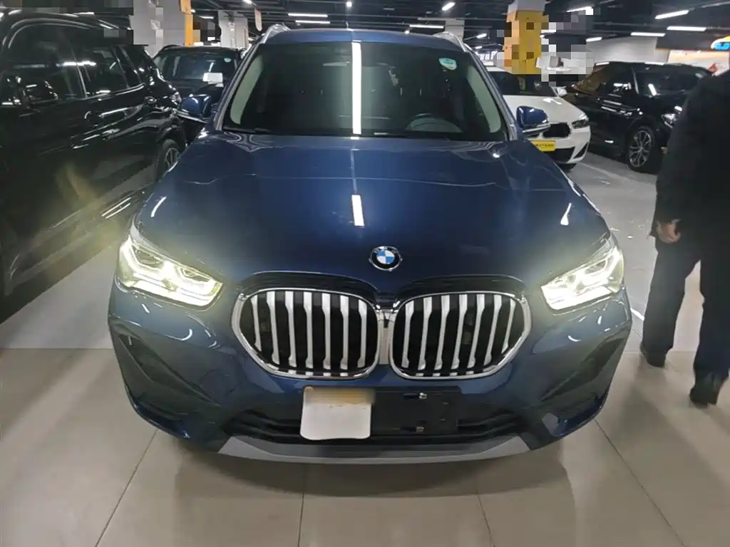 BMW X1 2021 Facelift sDrive20Li Fashion фото 3
