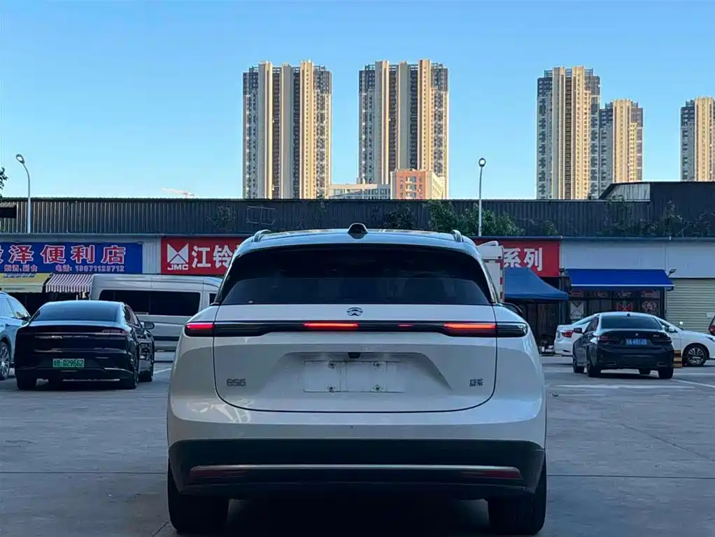 NIO NIO ES6