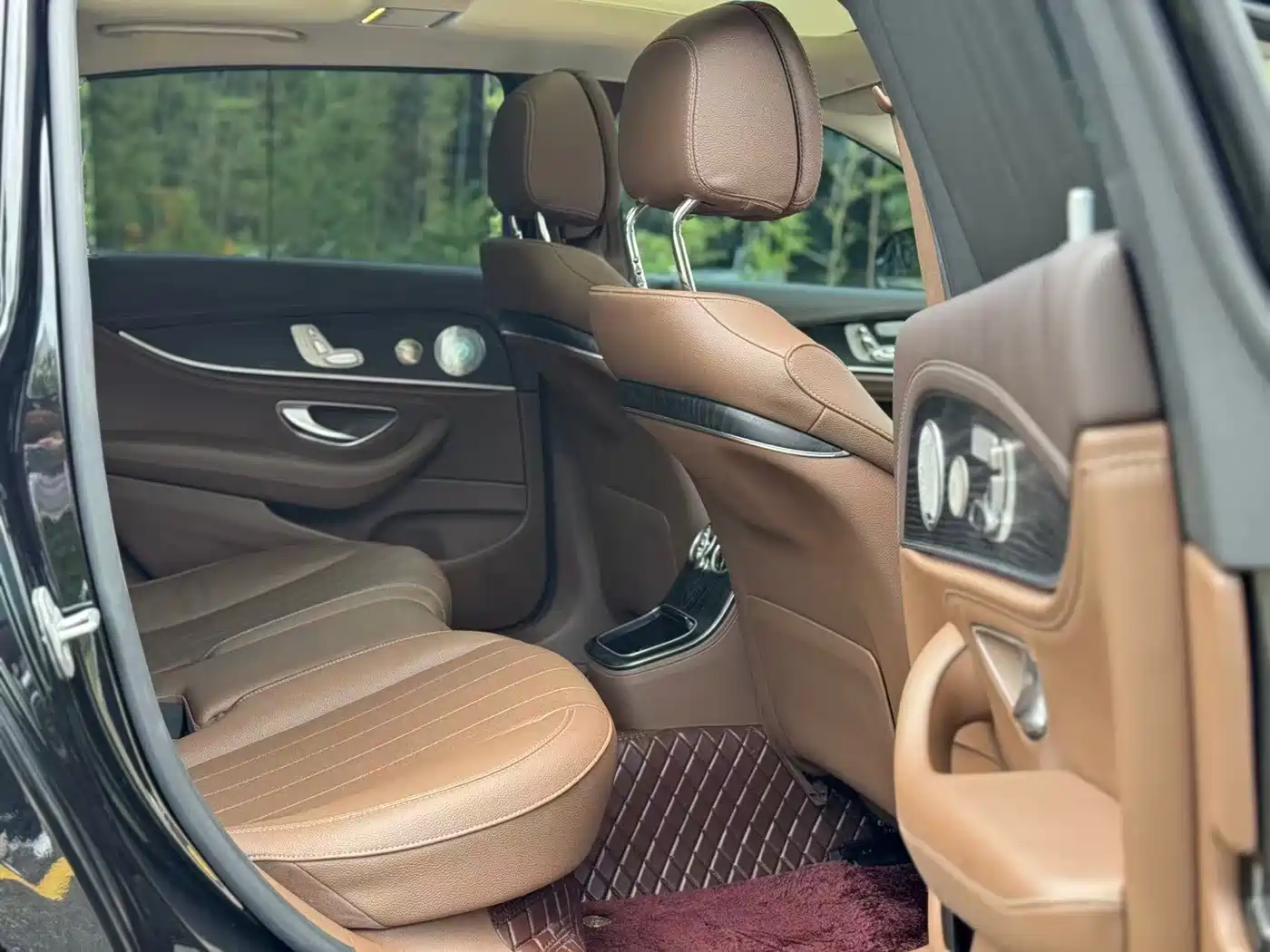 Mercedes-Benz E-Class 2023 E 300 L Luxury фото 14