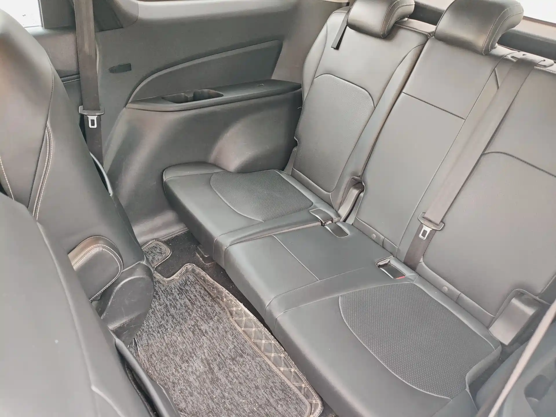 صورة 20 - Maxus Maxus G50