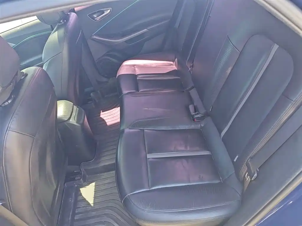 Hyundai Fista 2019 280TGDi Sport Edition China VI фото 17