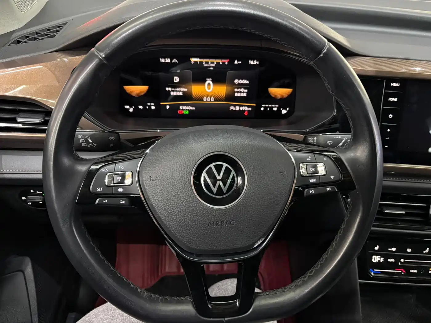 Volkswagen Tharu 2022 280TSI FWD Luxury Edition фото 18