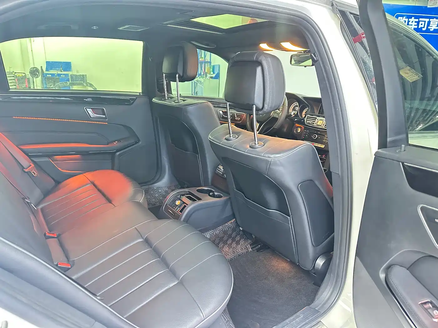 Mercedes-Benz E-Class 2015 Facelift E 200 L фото 8
