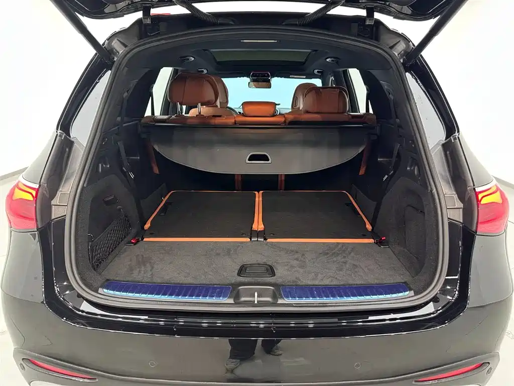 Mercedes-Benz GLC 2024 GLC 300 L 4MATIC Dynamic 7-seater фото 26