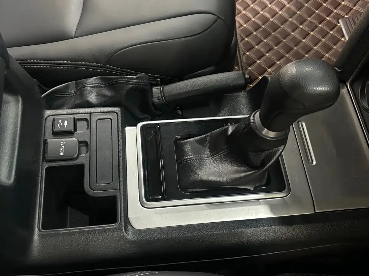 Toyota Prado 2018 3.5L Auto SX фото 20