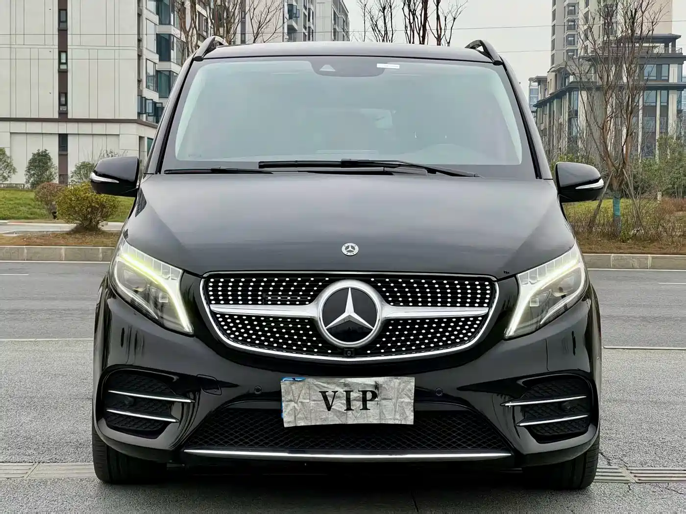 Mercedes-Benz V-Class 2021 V 260 L Long Wheelbase Luxury Edition фото 3