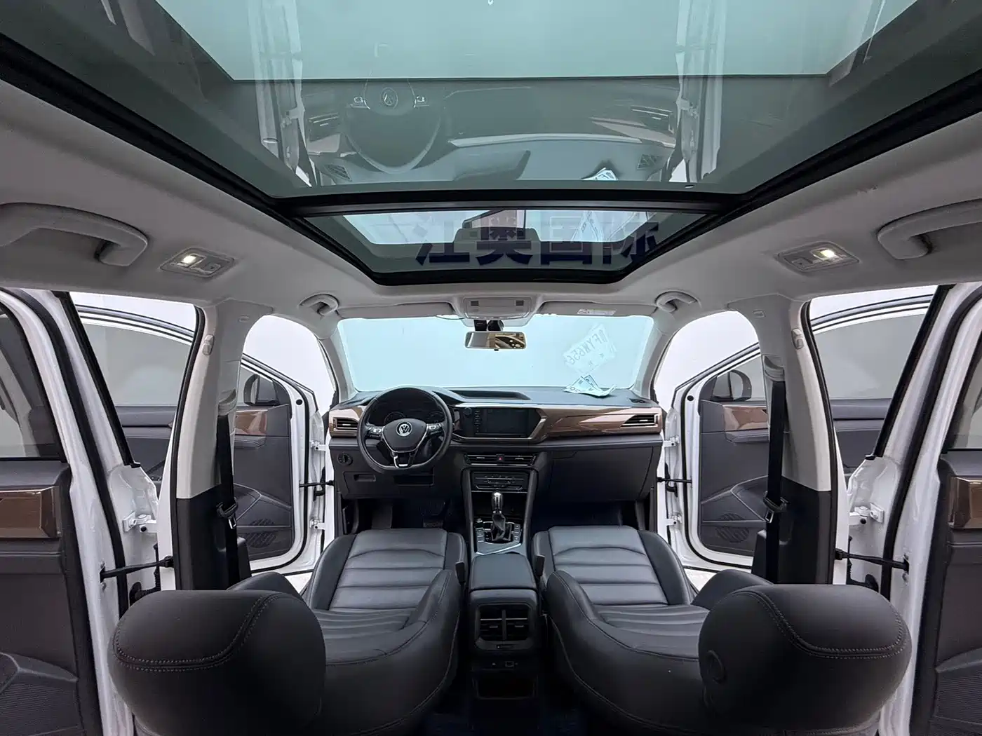 Volkswagen Tharu 2021 Model 280TSI 2WD Comfort Edition фото 17