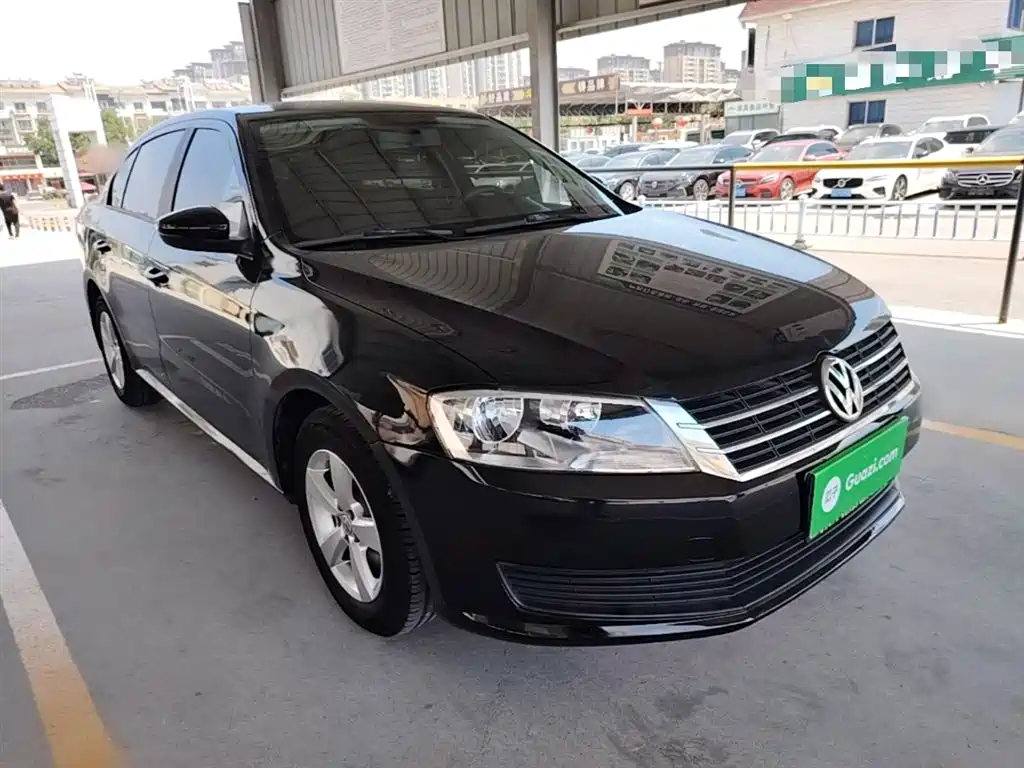 Volkswagen Lavida 2013 Facelift Classic 1.6L Automatic Trend фото 4