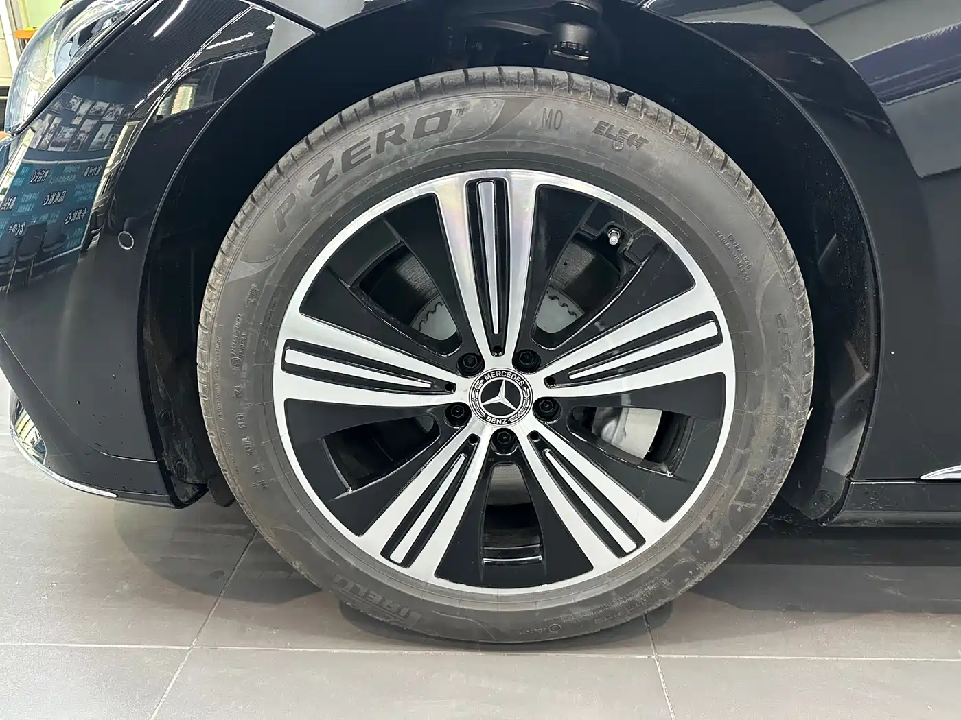 Mercedes-Benz EQE 2025 500 4MATIC Pioneer фото 16