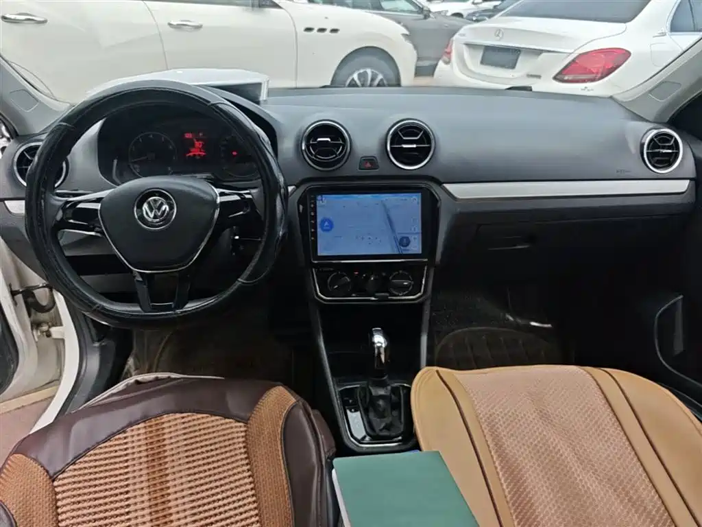 Volkswagen Jetta 2017 1.5L Automatic Comfort фото 16