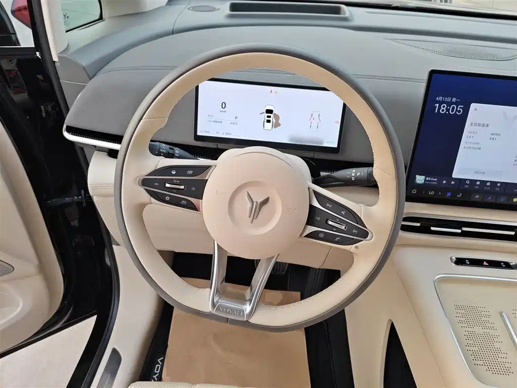 Voyah Auto Voyah Dreamer 2025 PHEV AWD Flagship Kunpeng Edition фото 11