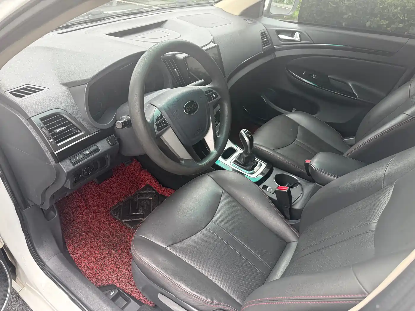 BYD e5 2018 450 Connected Enjoyment фото 9