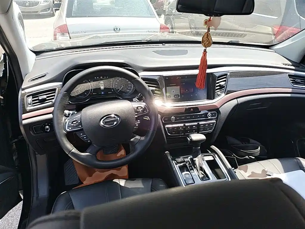GAC Trumpchi Trumpchi GS8 2017 320T 2WD Luxury Smart Connect (7-seater) фото 10