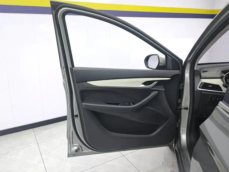 Baojun 360 2019 2019 1.5L CVT Elite (China VI)