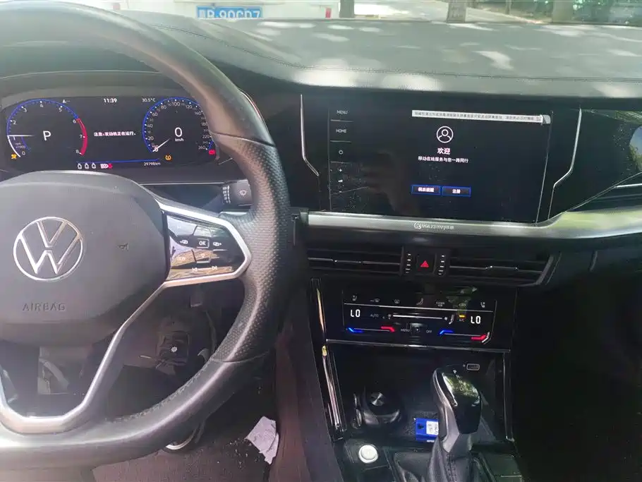 Volkswagen Passat 2023 Facelift 330TSI Starlight Luxury Edition фото 12