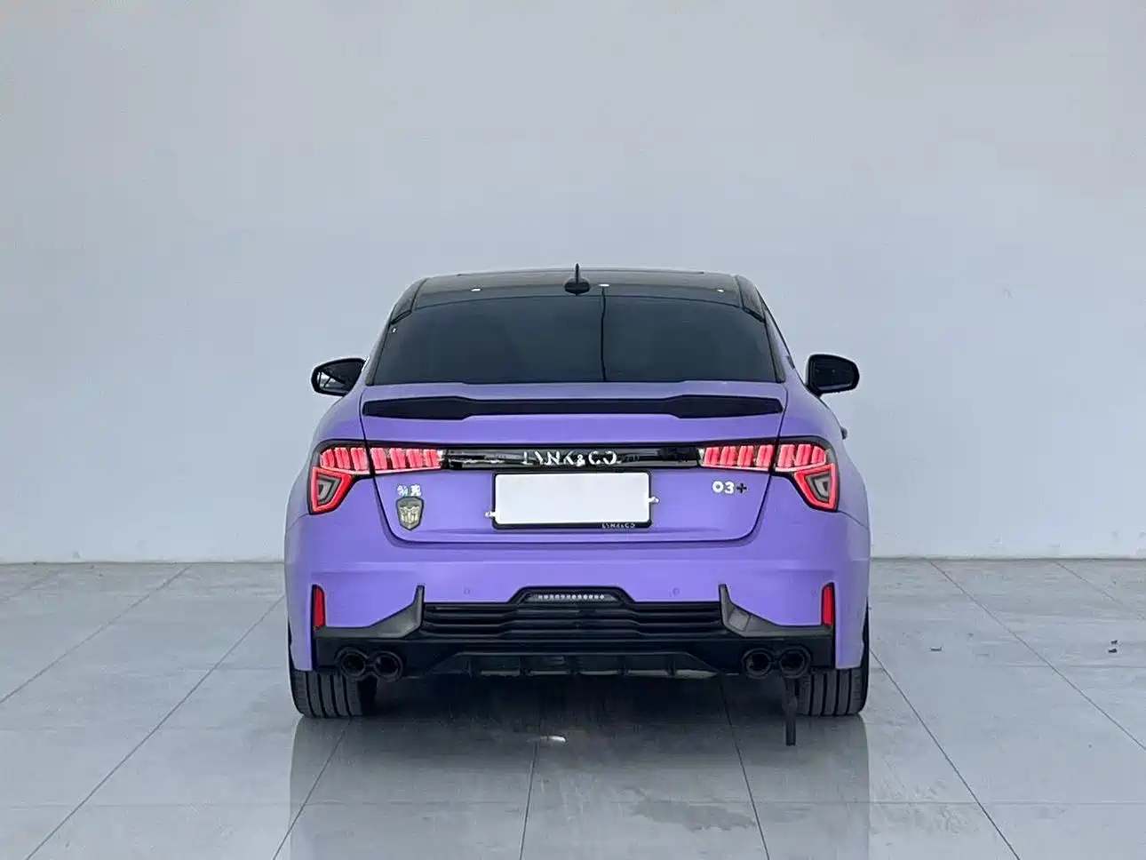 Photo 9 - Lynk & Co 03