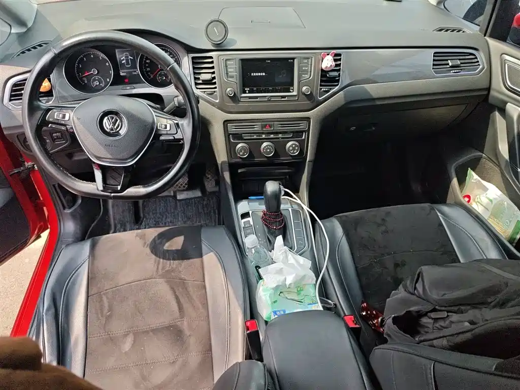 Volkswagen Golf Sportsvan 2016 230TSI Automatic Progressive фото 13