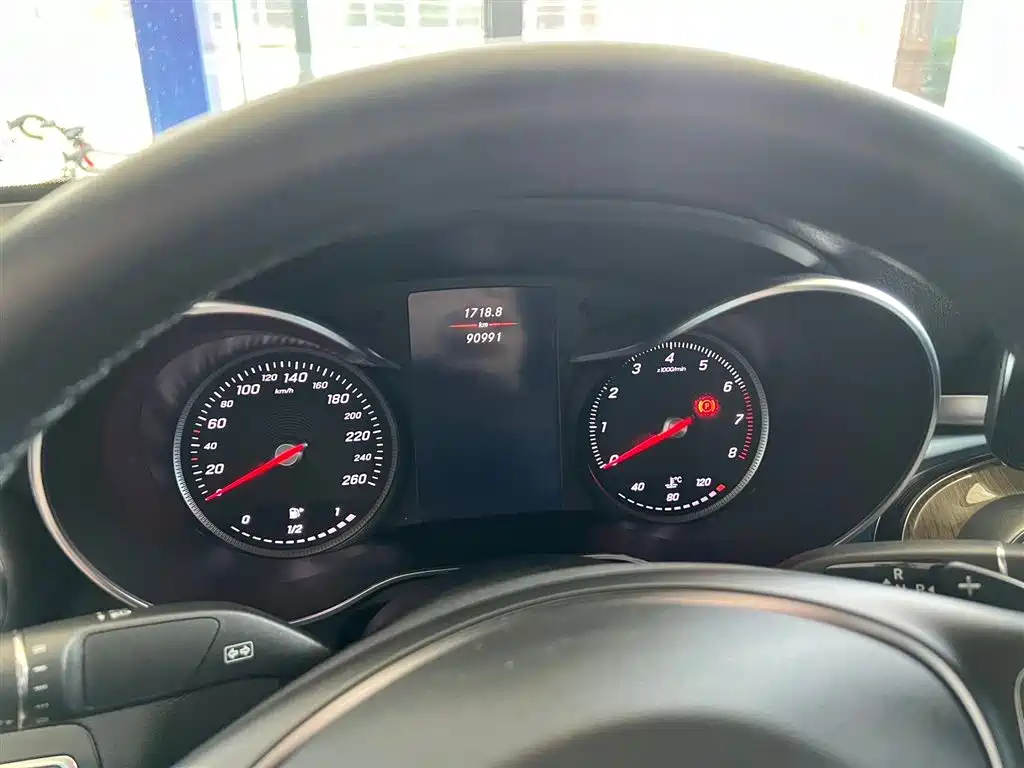 Mercedes-Benz GLC Coupe 2019 GLC 260 4MATIC Coupe SUV фото 3