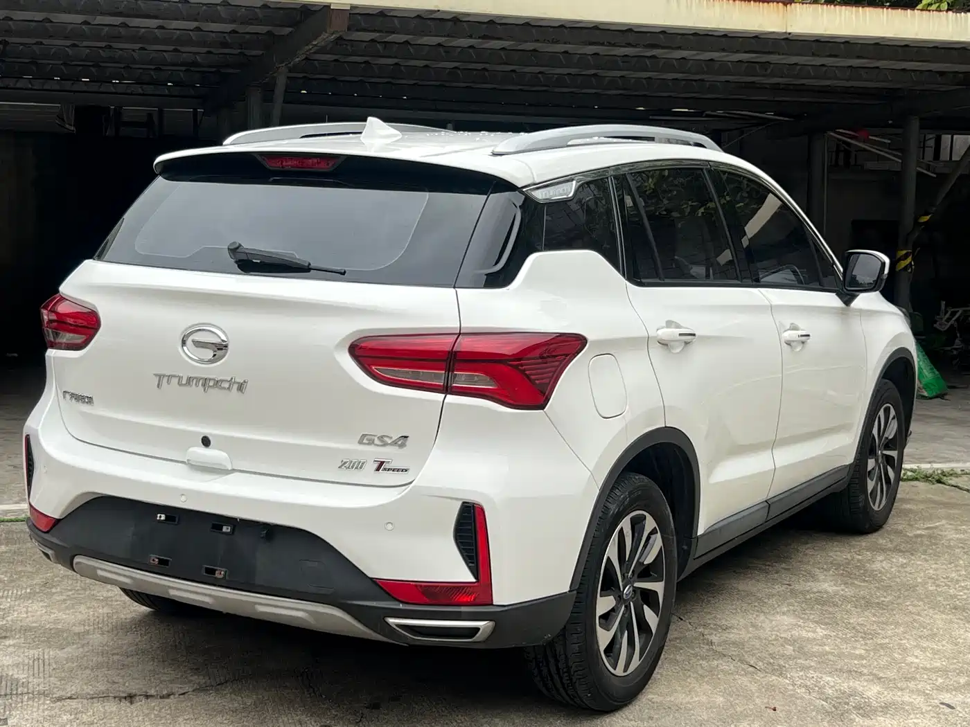 GAC Trumpchi Trumpchi GS4 2018 200T G-DCT 2WD Elite Edition фото 4