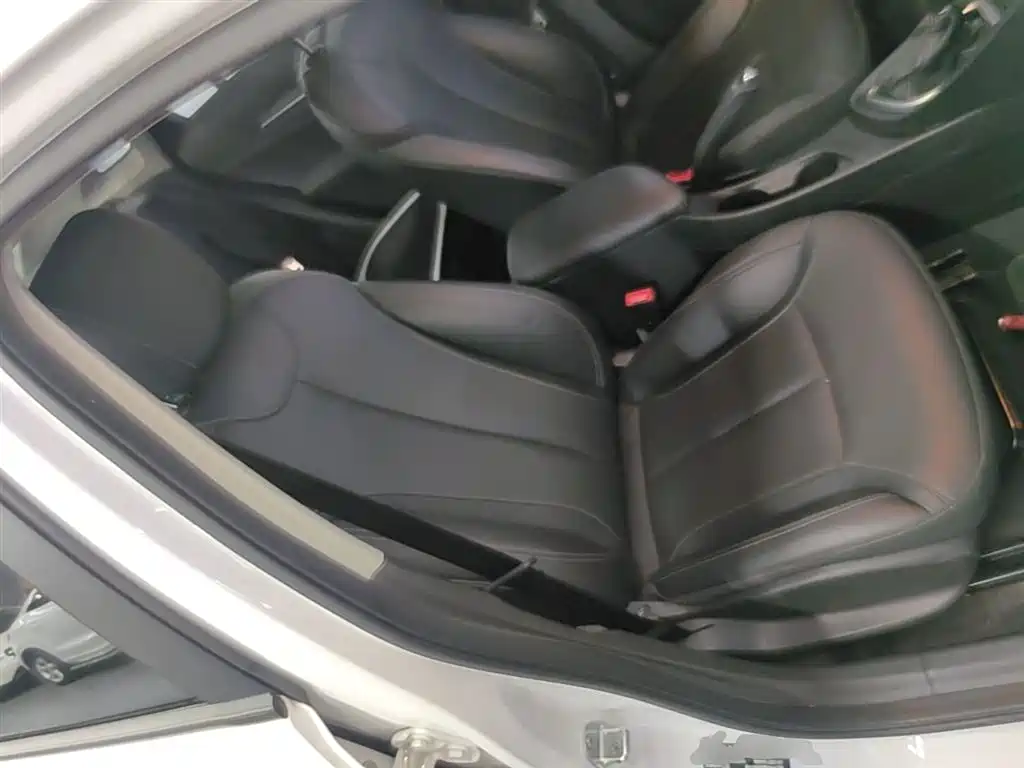 Buick Excelle 2021 Facelift Exemplar 1.5L Auto Elite фото 25
