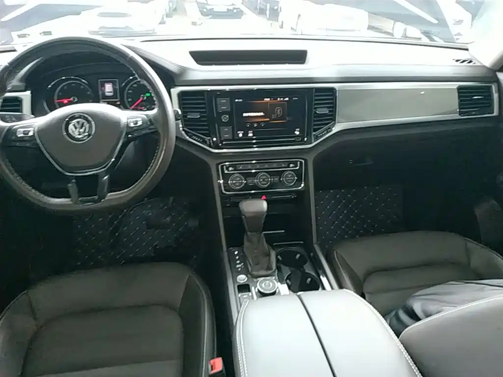 Volkswagen Teramont 2019 380TSI 4WD Luxury China V фото 13
