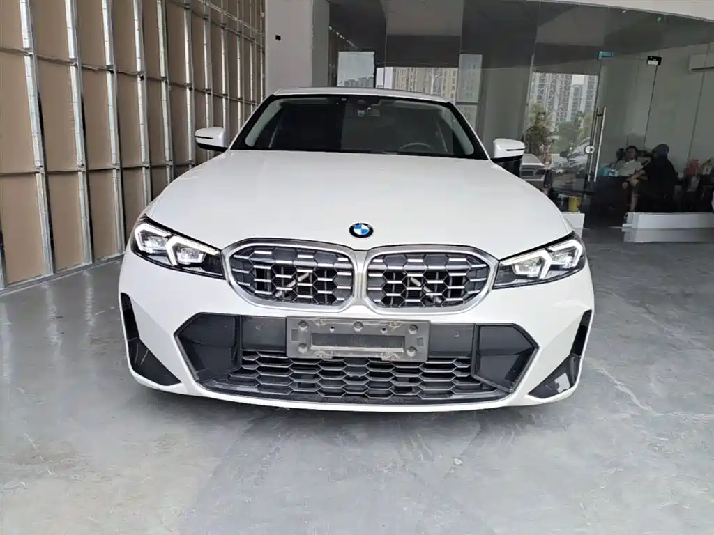 BMW 3 Series 2023 325Li M Sport Package фото 3