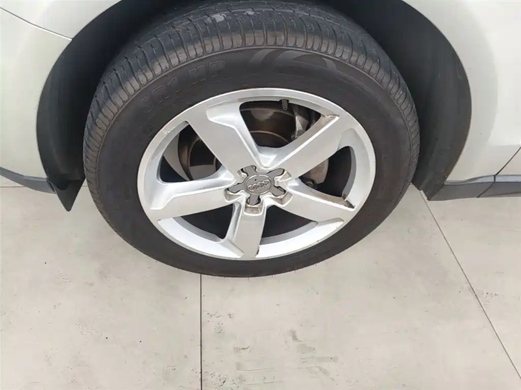 Audi Q5 2016 40 TFSI Progressive Model фото 23