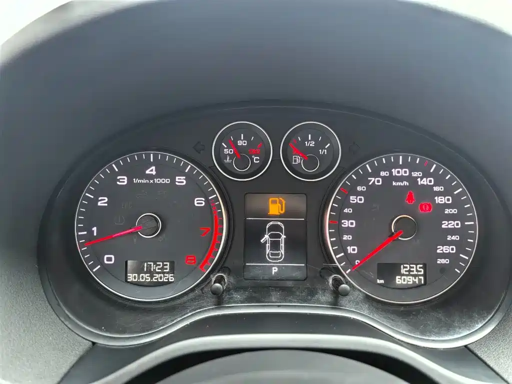 Audi A3 (Import) 2013 Sportback 30 TFSI Luxury фото 6