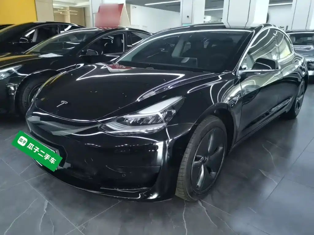 Tesla Model 3 2020