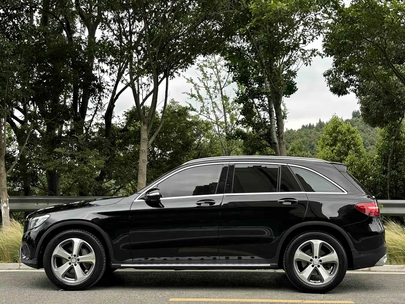 Mercedes-Benz GLC 2016 GLC 260 4MATIC Luxury фото 10