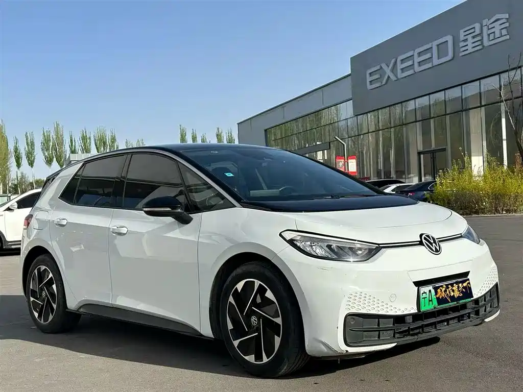 Volkswagen ID.3 2024 Pure Smart Edition фото 3