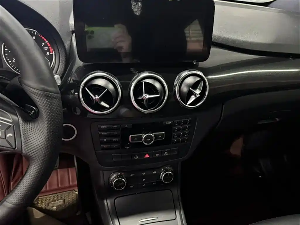 Mercedes-Benz B-Class 2012 B 180 фото 10