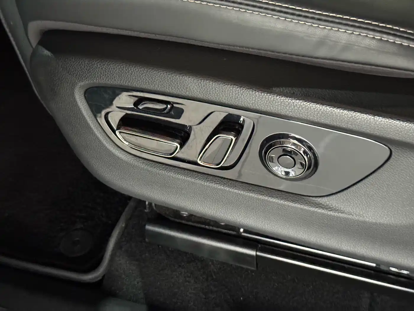 GAC Trumpchi Trumpchi ES9 2024 2024 PHEV 143km Pro+