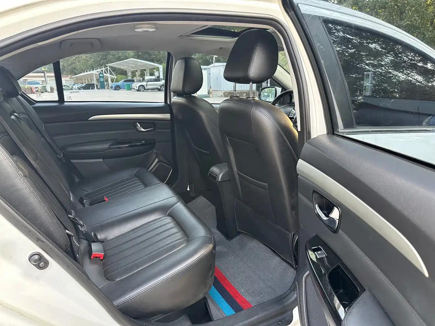 Great Wall C30 2016 2016 1.5L AMT Luxury