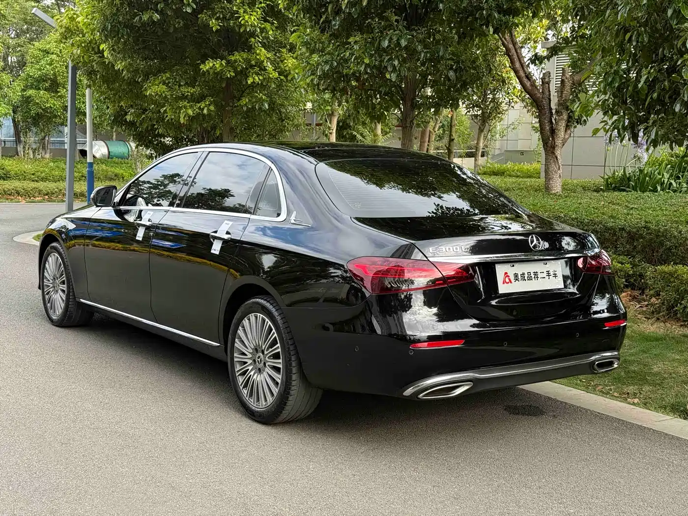 Mercedes-Benz E-Class 2021 Facelift E 300 L Sport Fashion фото 4