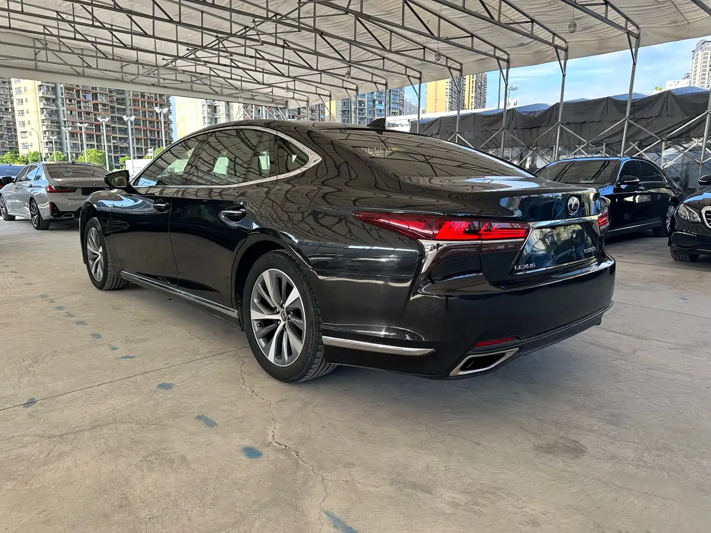 Lexus LS 2018 350 Excellence Edition China V фото 6