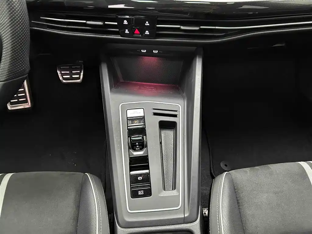 Volkswagen Golf 2021 280TSI DSG R-Line фото 5