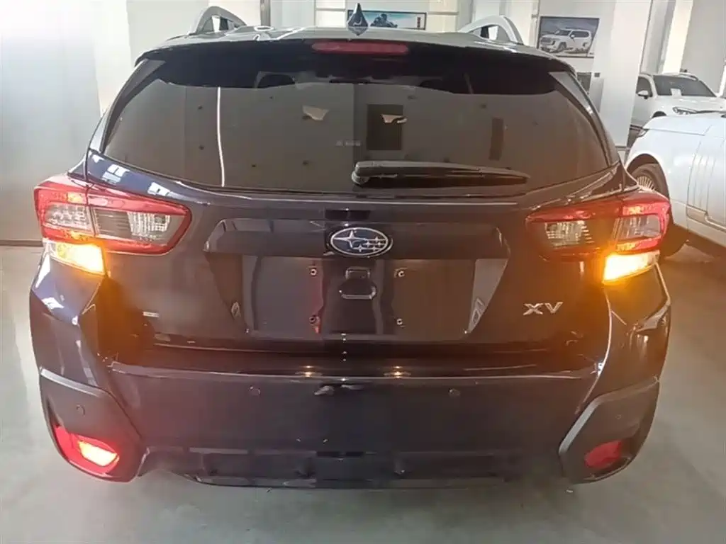 Subaru XV 2020 2.0i AWD Luxury Edition with EyeSight фото 4