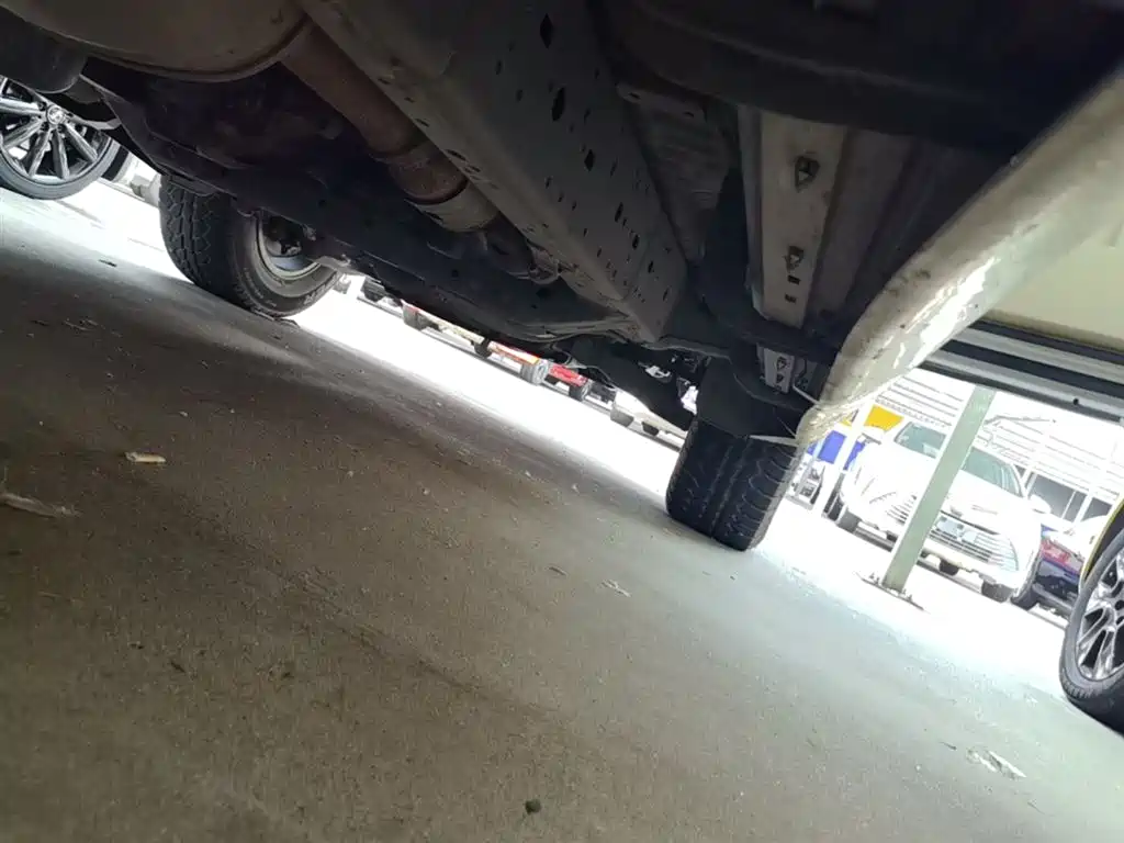 Toyota Prado 2016 2.7L Auto Standard Edition фото 21