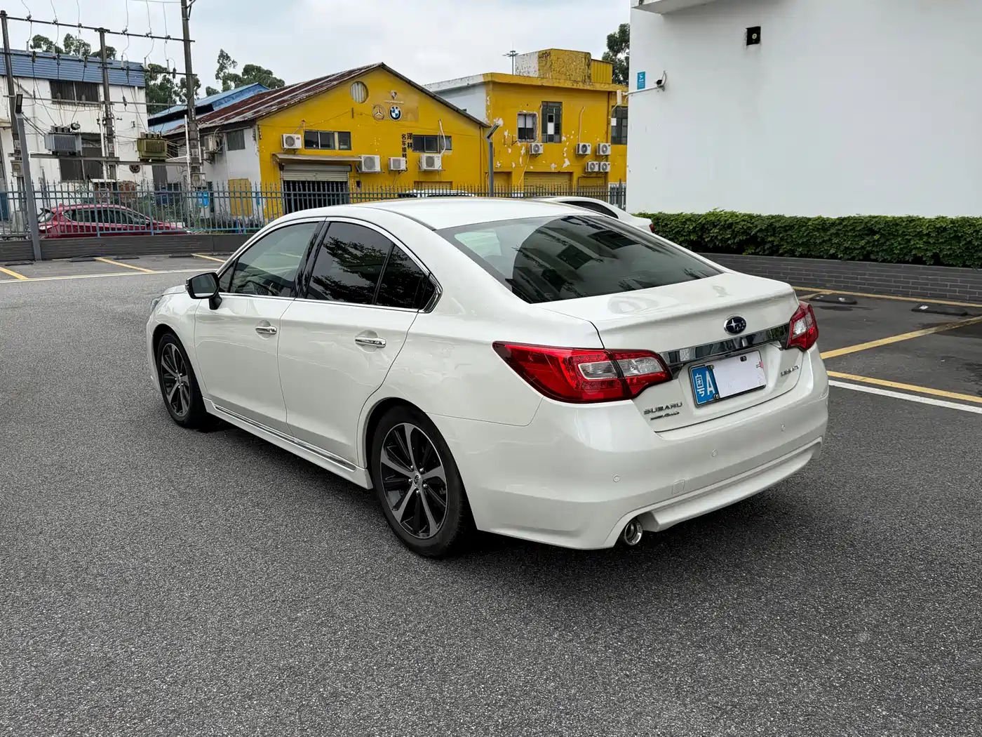 Subaru Legacy 2016 2.5i AWD Glory Edition фото 7