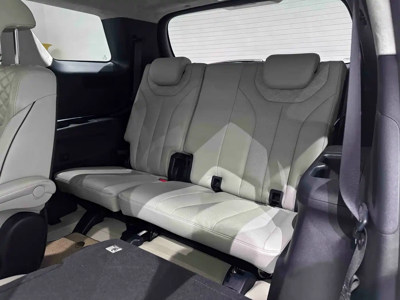 Hyundai Palisade 2021 3.5L Automatic 4WD GLS фото 19