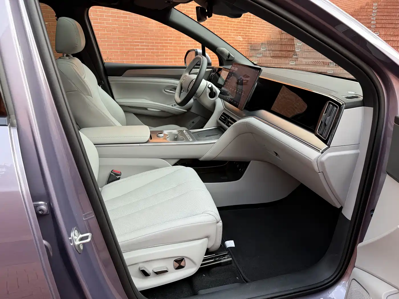 BYD Song Ultra 2026 EV 710KM Surpassing Edition (Lidar Version) фото 15